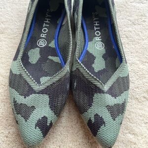 Rothy’s Green Camo Pointed Ballet Flats Size 10.5